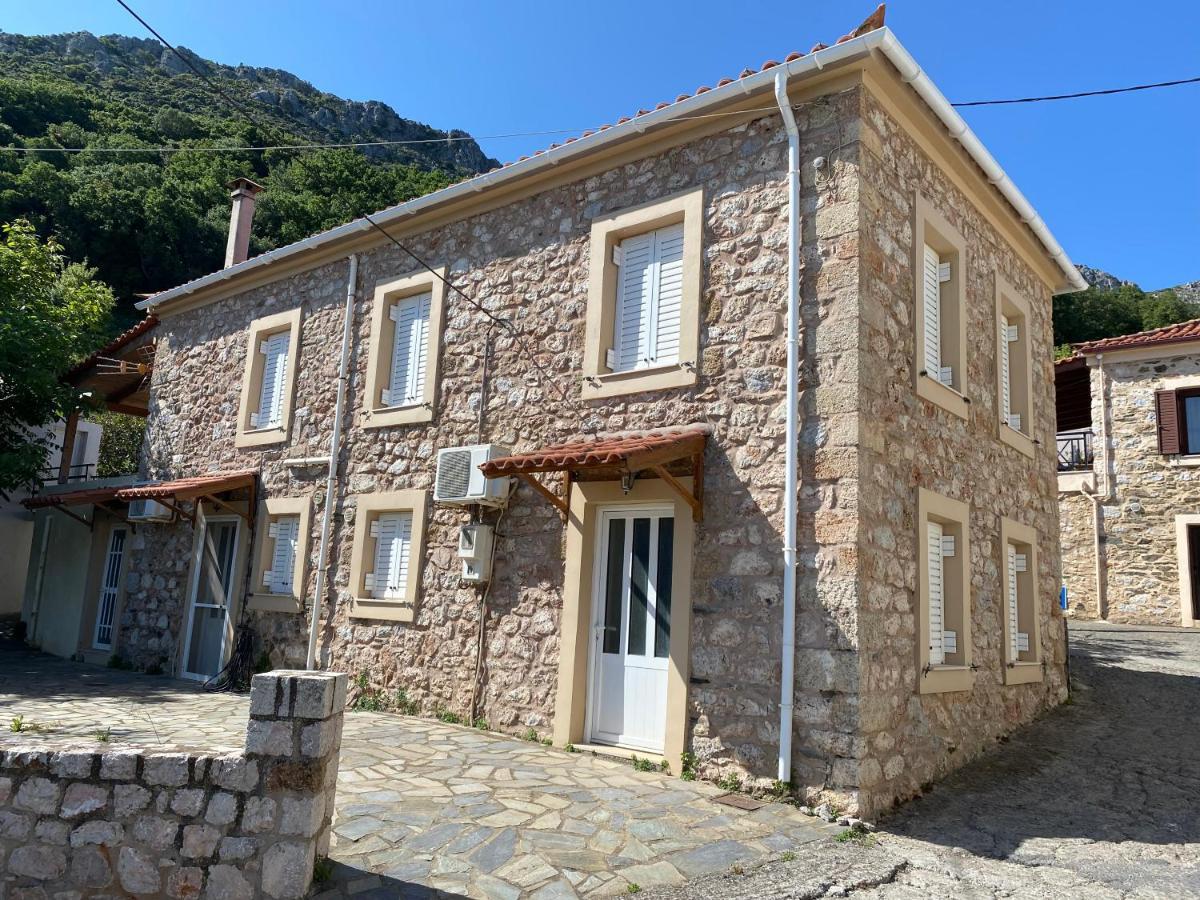 فيلا Barbajonn'S Stone House Monemvasía المظهر الخارجي الصورة