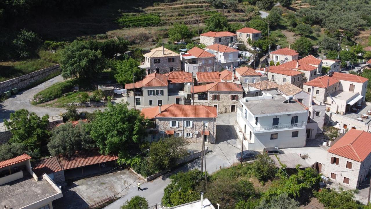 فيلا Barbajonn'S Stone House Monemvasía المظهر الخارجي الصورة