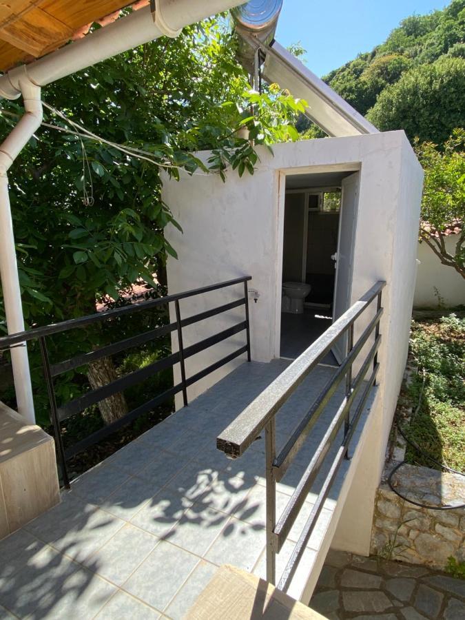 فيلا Barbajonn'S Stone House Monemvasía المظهر الخارجي الصورة